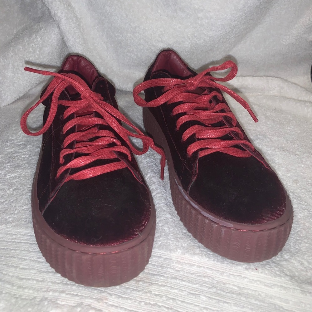 Velvet Platform sneakers